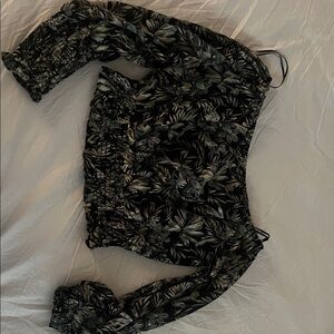 Elliatt Black and Green Leaf Print Crop Top